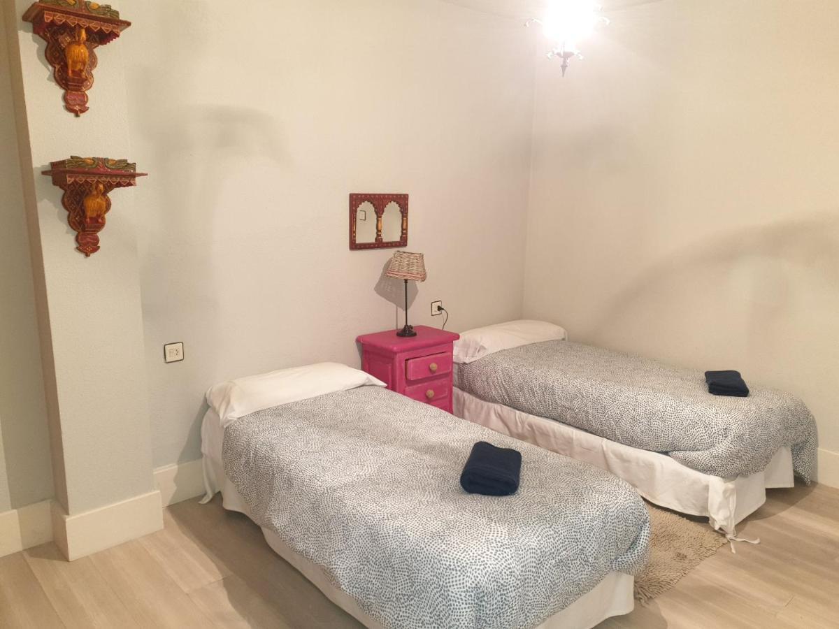 Apartamento Los Valles Хака Экстерьер фото